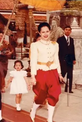 #สมเด็จพระพันปีหลวง #ธสถิตย์ในดวงใจไทยนิรันดร์❤