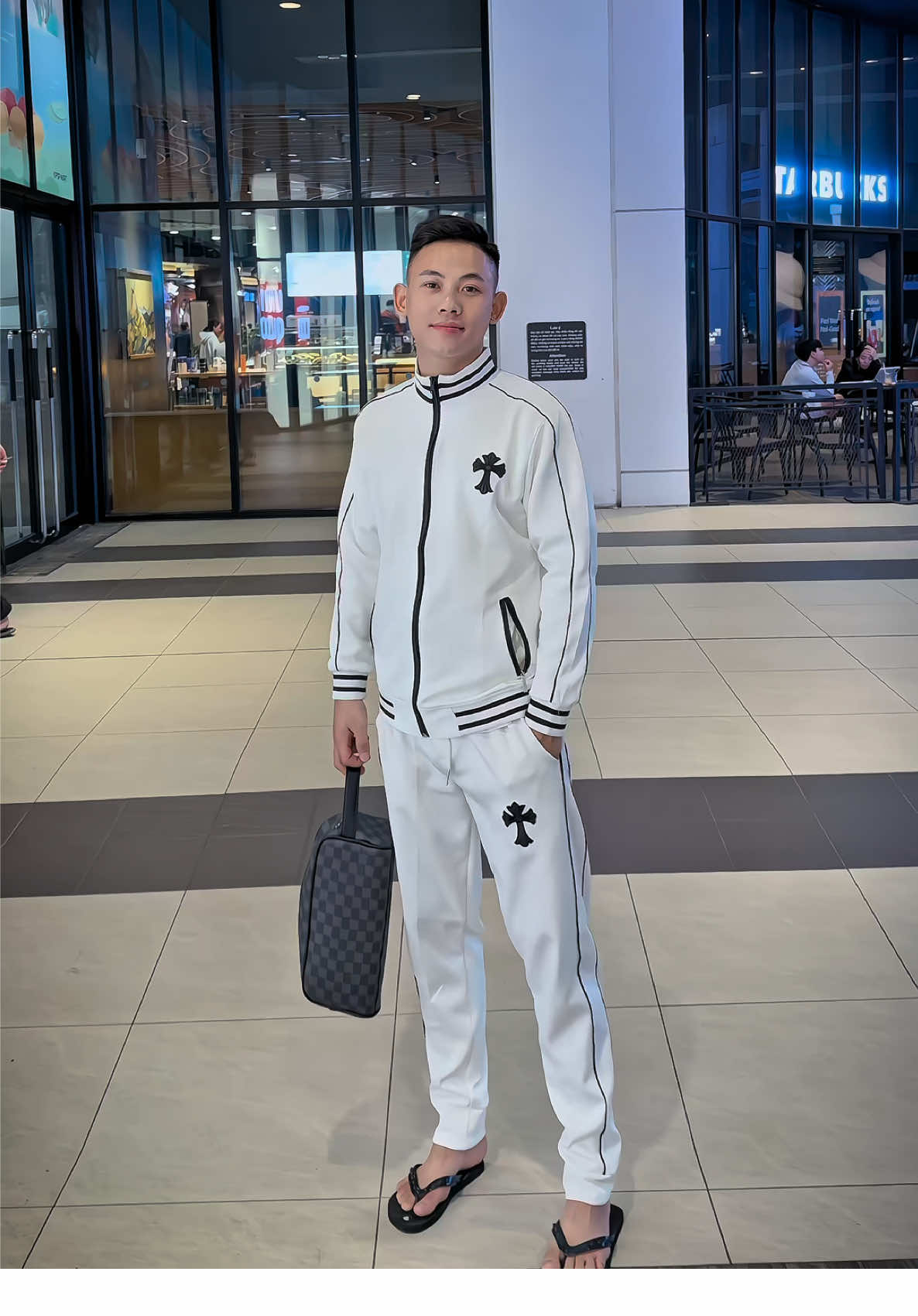 Set bộ thể thao nam nữ giá hơn 2 lốp 😍 #tiktok #xuhuong #thoitrangnam #boypho #muataitiktok 