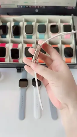 SR10 PUNKI size 38-41 thiết kế nhỏ gọn, nhiều tính năng. Nhận thông báo, đo huyết áp, thay hình nền cá nhân!