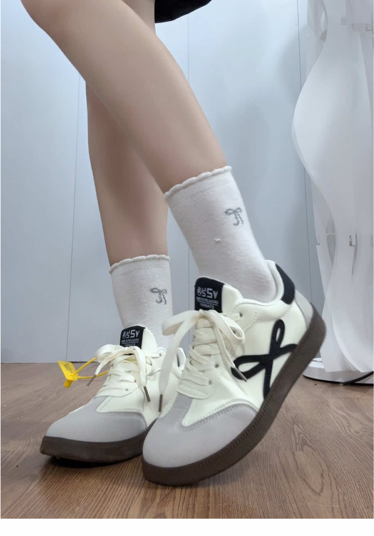 Đang có voucher siêu rẻ mấy bà ơii #reviewgiaydepgiare #giaythethao #giaynu 