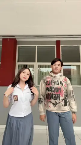 se-semangat mungkin😆  #aud #asik #4u 