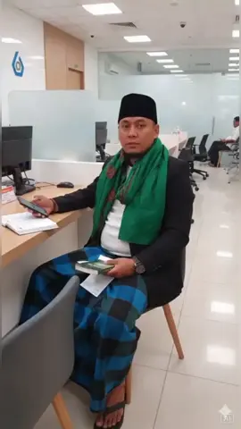 Assalamualaikum kang Ujang bustomi lagi klarifikasi yang mau dibantu kang Ujang silahkan WhatsApp  #fyp #hariini #fyptiktok #pesugihan #like 
