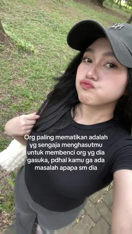 Adaa bgt, korban sih gue dulu, tp skrg dia yg gue musuhin hhh