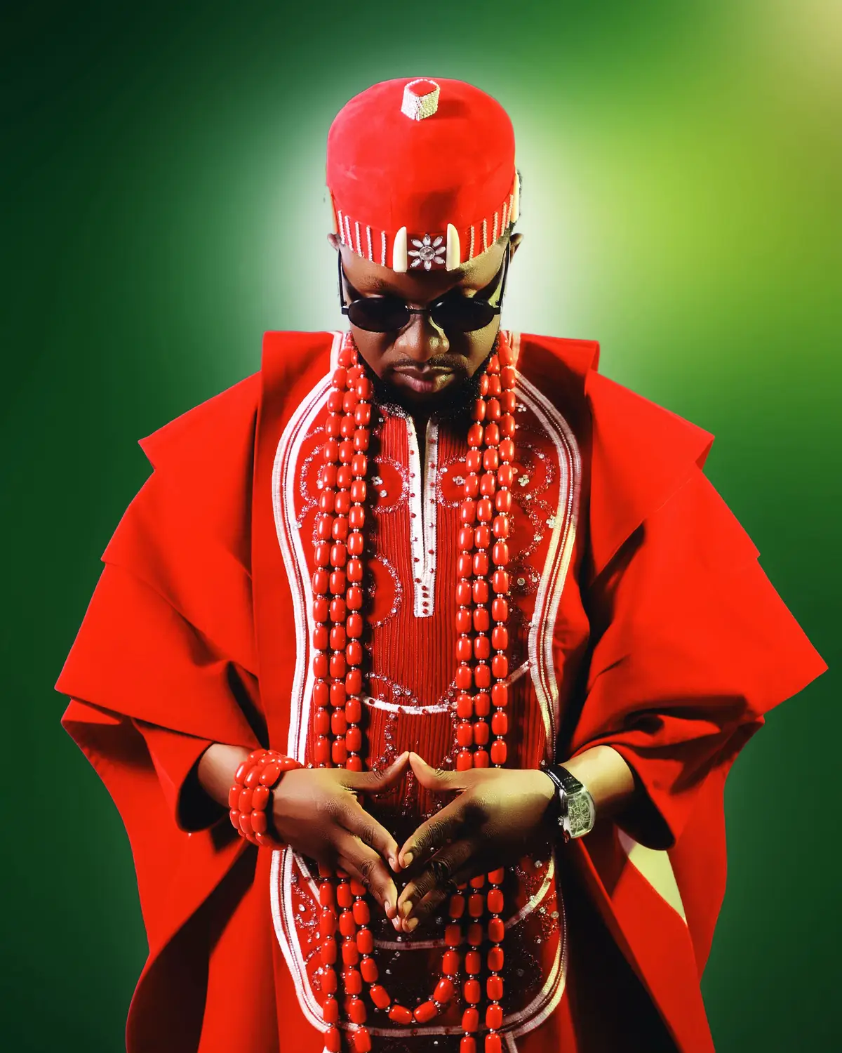 DUE TO PUBLIC DEMAND. ...eti oh hiyo Look ni kali,eti ooh we love the colour.Habari ndio hii👇🏿Bei ni ya jioni.Nunueni mkienda Ruracio na msiwai sema sijarudisha mkono.Fundi ni wangapi Africa?   Red 6piece Modern Agbada Set Ksh 86,999 /- Kindly call our phone line to order now 0715140140 Follow Us Now @Men Suits & Wedding Outfits  Karibuni nyote. Photography by @SNAPHARVEST 