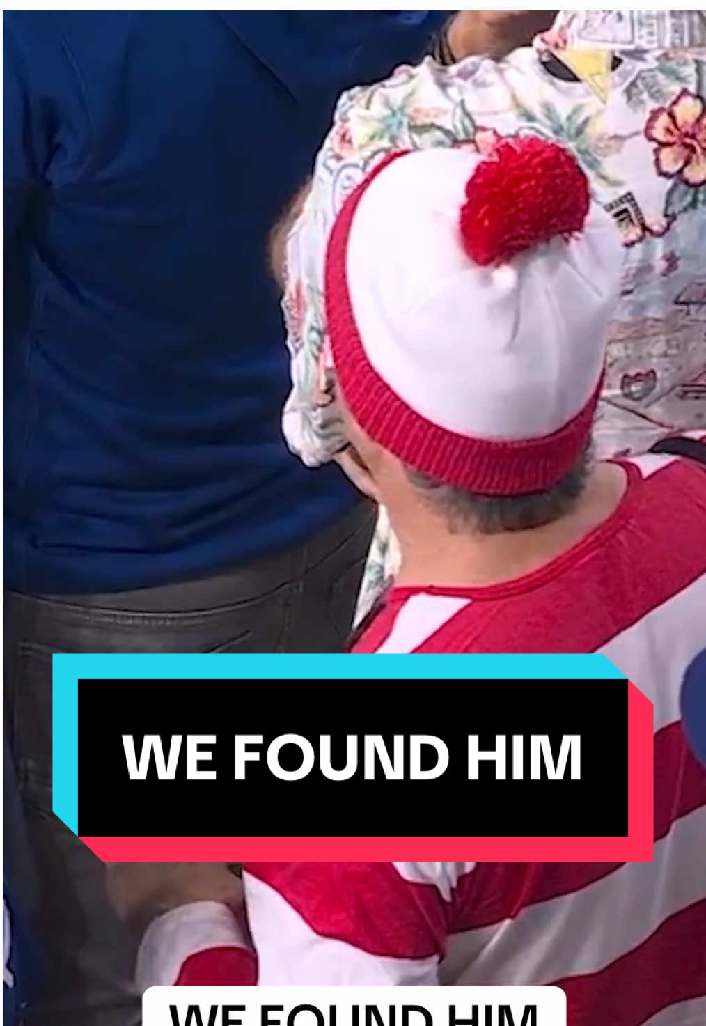 Waldo spotted at #WorldSeries Game 3 👀 #baseball #MLB 