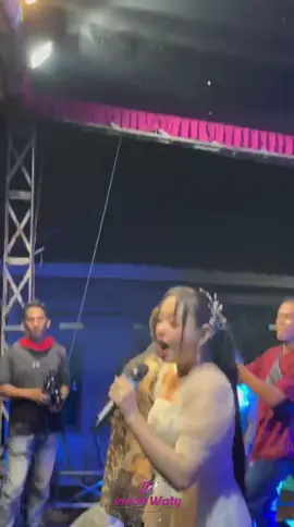 Di duwil dimin jeh kang🤭  #indahwaty #goyangdigeboymass #fyp #masukberanda #tarling_indramayu_cirebon 