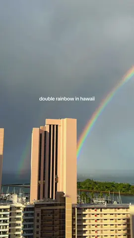 one of the most mesmerizing things I’ve ever seen 🥹🌈🌈 #hawaii #honolulu #doublerainbow 