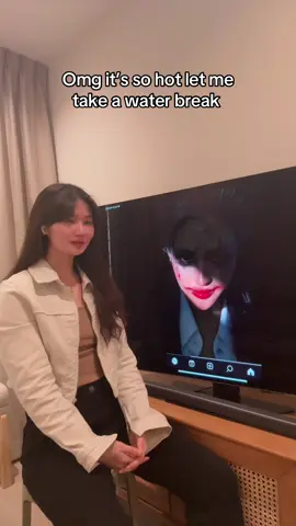 I took many water breaks, felt like I was drowning. WTH 00K, YOU ARE NOW MY FAVOURITE J00ker 🤭 #lingorm #linglingkwong #ormkornnaphat #fyp #foryou 