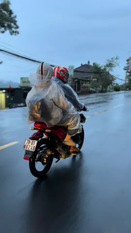 mang súng đi đà lạt cho đỡ sợ ma 🤣✈️✈️#xuhuong #y15zrvietnam #65jet4 #xedovietnam #xuhuongtiktok 