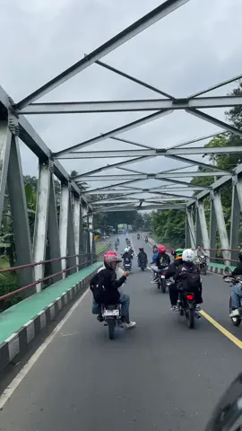 kalo keluar cuma cari angin dari dulu udah beli kompresor😂😂#kroyacilacap #banyumas #4u #jamda2yrkijateng 