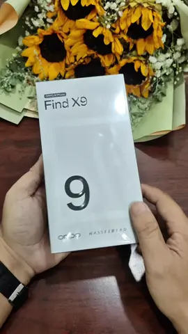 Mở hộp OPPO FindX9 màu đỏ cho thị trường Việt Nam  #VNOPPOFindX9 #congnghesaigon #tiktok #viral #thanhcongnghe 