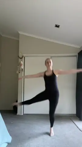 guys gimmie song suggestionssss 🙏 #dance #nz #fyp #aus 