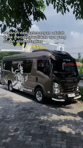 separuh dari ketenangan adalah numpak giga readyy 21seat🙌🏻☎️ #fyp #foryoupage #sewaelflamongan #elfmaniacintaindonesia #lamongan24jam 