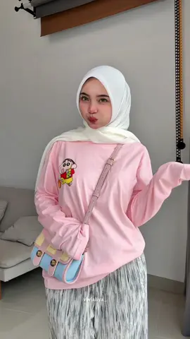 gemash🌸💗 #kaos #kaoslenganpanjang #kaosoversize #ootdkaos #ootdhijabstyle 