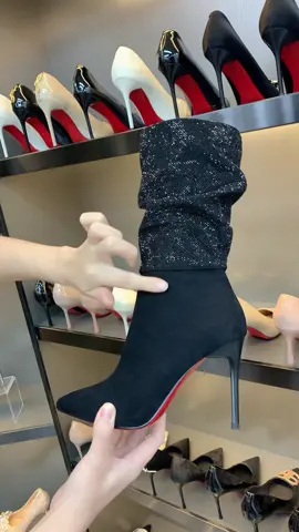 Vẽ em #giaycaogot #linnstore 