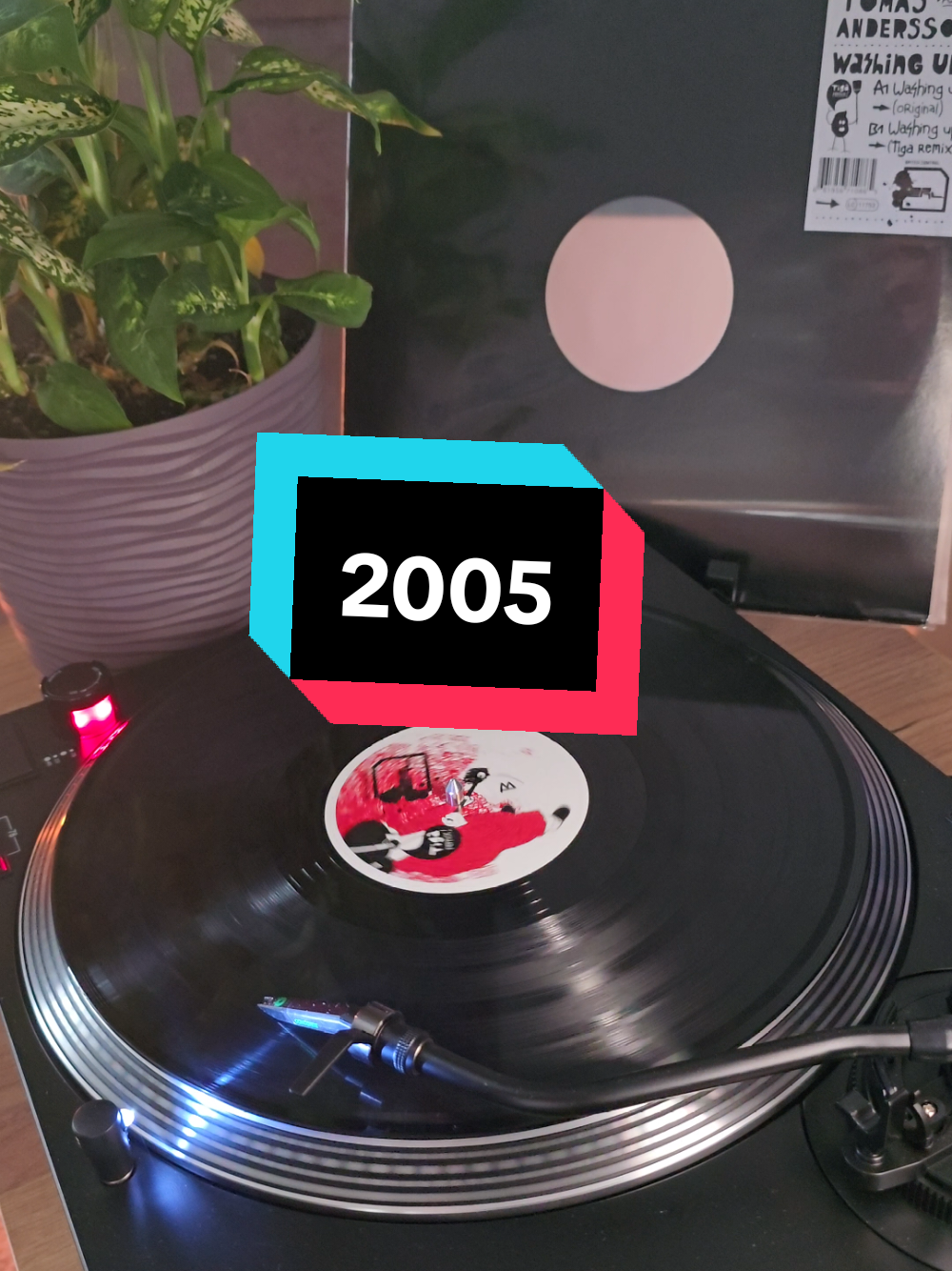 Tomas Andersson – Washing Up (2005)  #edmclassics #electronicmusic #vinyllovers #vinylonly 