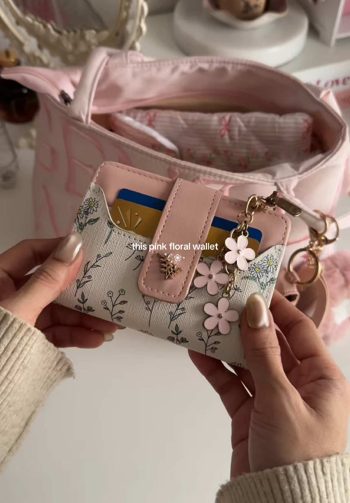 Replying to @kenma 𐙚⋆.˚ always my fav pink floral wallet 🥰✨🌸 @BETA Wallets.PH #wallet #floralwallet #pinkwallet #compactwallet #womenswallet
