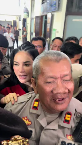 #nikitamirzani #nikitamirzanimawardi_17 ##niki #bebas 