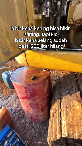Cuma konten pak bos🤣 #fypシ゚viral #foryourpage #masukberandafyp #xybca #excavator @💫predator tambang💫 @ikkyy🔞 