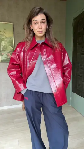 In het kader van “mooi rood is niet lelijk” #fashiontiktok #outfit #OOTD #grwm 