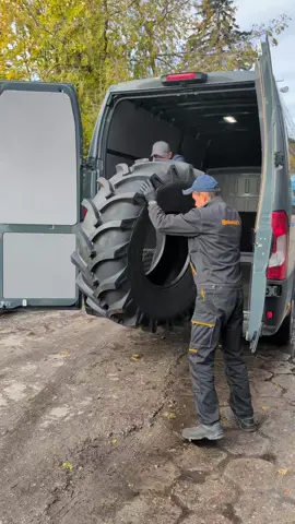 Montaż opony 23.1-26 Forerunner na feldze od BS-A. czy się zmieści na bizonie?!#kombajn #bizon #rolnictwo #rolnictwotowięcejniżpasja🚜 #słupsk #koszalin #tyretrade 