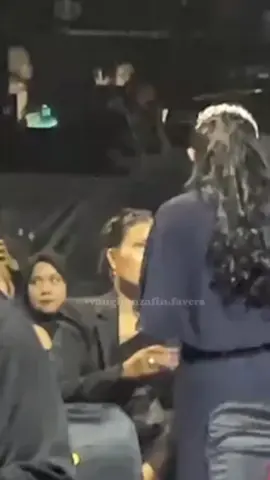 foto pertama muka si mantu&camer beh antagonis sekali 😩🤍🤏#allahummabarik #nevytaniazafin #fypシ゚ #agz  #harnev #bismillahfyp #fypシ゚viral🖤tiktok