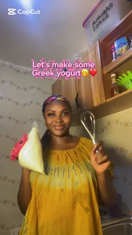 How to make Greek yogurt from scratch#maryam #howtomakeyogurt #greekyogurtrecipes #ghanatiktok #nigeriatiktok 