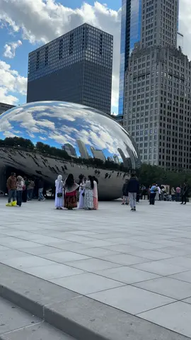 The Chicago Bean , Cloud Gate, at Millennium Park, Chicago Illinois #travel #chicago #places #city
