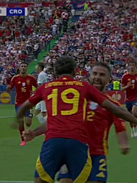 moment itu... #danicarvajal #lamineyamal 