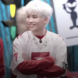 : đẹp trai vi ci eo.... #anhtraisayhi #atsh2025 #sonk #xh #fypシ゚ 