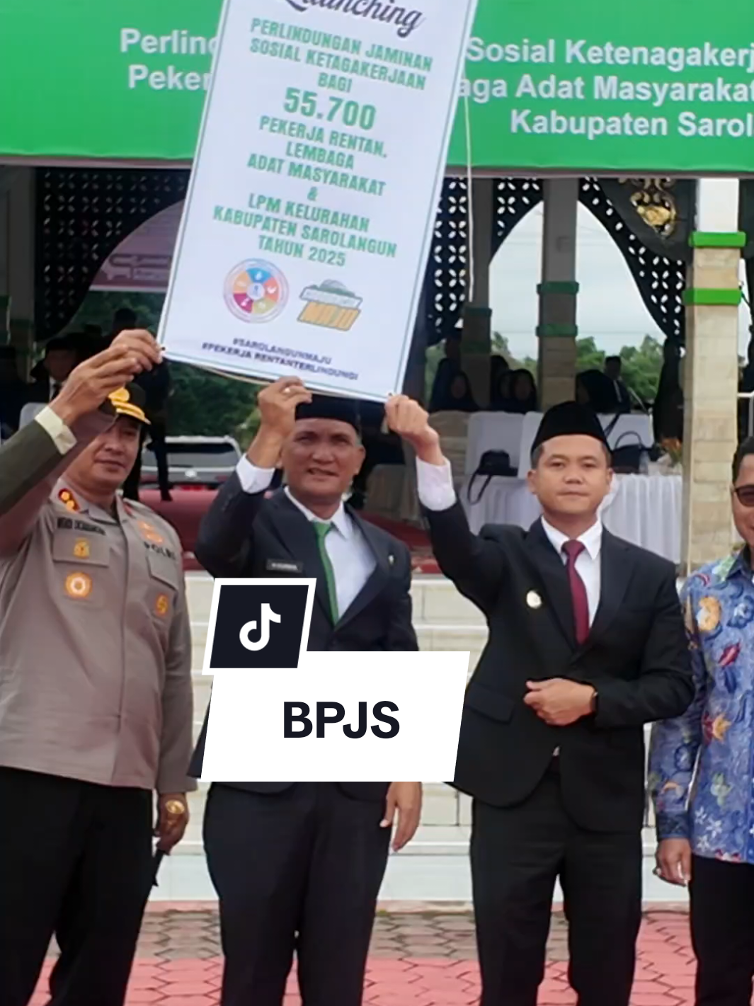 Launching Perlindungan Jaminan Sosial Ketenagakerjaan bagi 55.703 Pekerja rentan, Lembaga Adat Masyarakat, & LPM Kelurahan Sarolangun. #SAROLANGUNMAJU #prokopimsarolangun 