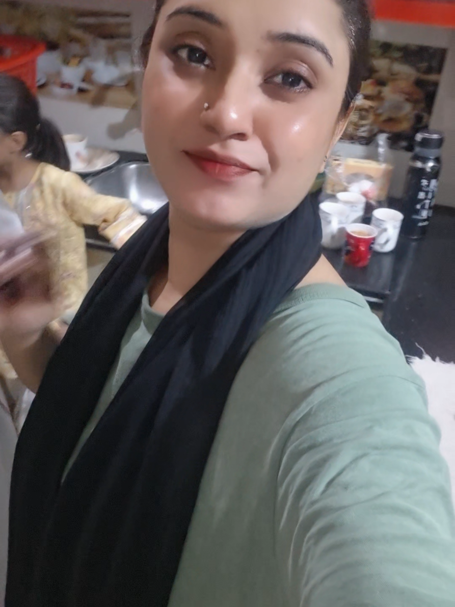 tm jo ay to #FOUZIABIBI15 #TRENDING #VIRALTIKTOK #SMILYFACE 