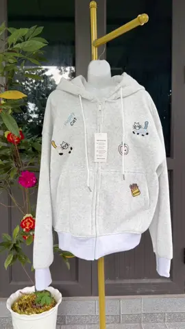 #áo khoác thêu hapby cát fom boxy dây kéo phao có túi trong dễ thương#aokhoacnu#aokhoactheuhapbycat#thoitrangnu#xuhuong 