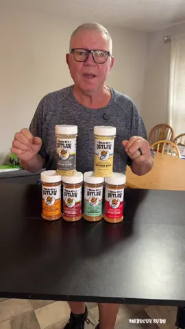 Dan-o’s outlaw six bottle combo. #danosseasoning #seasoning #tiktokmademebuyit #tiktokshopcreatorpicks #tiktokshopblackfriday @Dan-O’s Seasoning @Linda’s Daily Quotes 