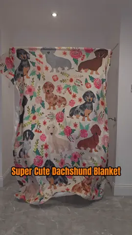 Dachshund Fleece Blankets #dachshound #dog #dogblanket #fleeceblanket  #tiktokmademebuyit 
