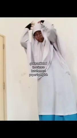 crying in science, cooking in english😛 #uasa #paperbi #school