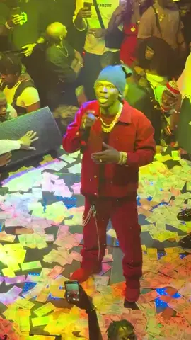 Seyi Vibes in Bennie yesterday NSNV for life ❤️