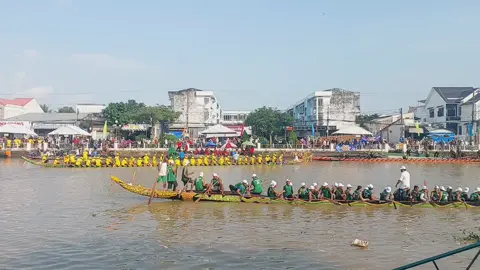 Chào Mừng các  bạn đến với Lễ Hội OK OM BOK của người DÂN TỘC Khmer chúng mình TRÀ VINH cũ - VĨNH LONG 2025  Hẹn các bạn ngày  3- 4 tháng 11 tại bờ kè Sông Long Bình nhé!#xuhuongtiktok #videoxuhuongtiktok❤❤️❤️❤️ #lehoiokombok #duaghengo #travinh84 