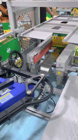 A private carton opener is affordable, takes up little space, and can open up to 25 cartons per minute, making it the top choice for automated carton packaging!  #privatecartonopener #verticalcartonopener #highspeedcartonopener #cartonopener #foodprivatecartonopener