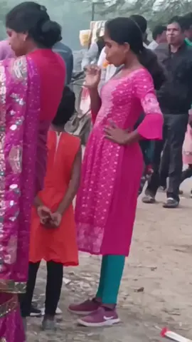 Tag Karo kiska Bhabhi hai 😂 #funnyvideos #funnyreels #nepalitiktok 