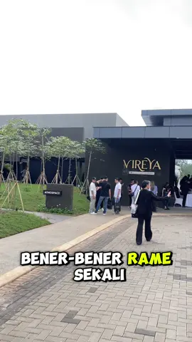 🏡 SUPER ANTUSIAS! Launching Rumah 1 MILIAR-an di BSD CITY! Siap-siap kaget, karena ini bukan rumah nempel BSD — ini beneran di dalam kawasan BSD City! 😍 📍 Lokasi strategis banget, dikelilingi area premium BSD: ✅ Deket AEON Mall & The Breeze ✅ 10 menit ke tol Serpong–Jakarta ✅ Akses langsung ke kawasan pendidikan & perkantoran ✅ Lingkungan modern & hijau 💸 Harga cuma 1 M-an! Sekali lagi — INI REAL BSD CITY, bukan pinggirannya! Udah nggak ada lagi rumah di BSD City dengan harga segini, serius! ✨ Yang udah liat show unit-nya langsung bilang: “Kalau udah liat lokasi & konsepnya, auto booking sih!” 📢 Yuk, jangan cuma denger cerita orang — dateng & liat langsung launching-nya! Unit terbatas banget, yang cepat dia yang dapet 🏃‍♂️💨 𝙇𝙤𝙤𝙠𝙞𝙣𝙜 𝙛𝙤𝙧 𝙖 𝙝𝙤𝙪𝙨𝙚` 𝙬𝙞𝙩𝙝 𝙮𝙤𝙪𝙧 𝙣𝙚𝙚𝙙𝙨 𝙖𝙣𝙙 𝙥𝙧𝙚𝙛𝙚𝙧𝙚𝙣𝙘𝙚𝙨, 𝙥𝙡𝙚𝙖𝙨𝙚 𝙘𝙤𝙣𝙨𝙪𝙡𝙩 𝙪𝙨. /𝘾𝙤𝙣𝙩𝙖𝙘𝙩 : 0858-9272-2090 Instagram : @forhomes.id #rumahbsd #rumahbsdcity #rumahidaman 
