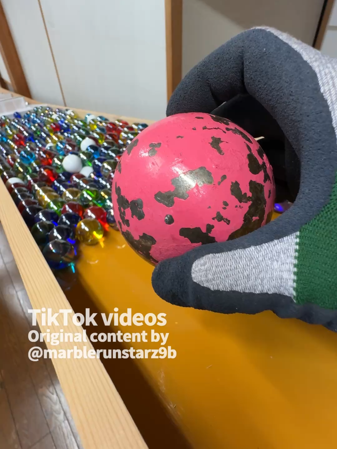 Marble Run (A marble run course with a large wooden funnel and winding paths. 12) #marblerun #asmr #satisfyingvideos This channel posts fun marble run videos. All videos are original and planned, filmed, and produced by me. Unauthorized reproduction is strictly prohibited. Please contact us if you find any inappropriate videos.