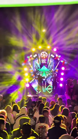 MOJO NIGHT VIBES💫 #lightingvibes #starlightingkediri #monsterlightingkediri #lkiproduction #soundsystemjawatimur  @LKI PRODUCTION 