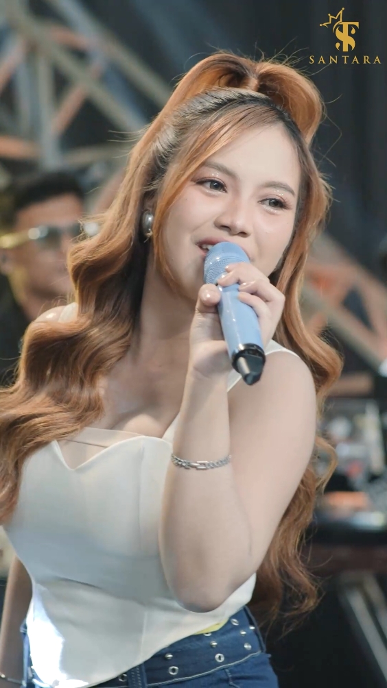 ra Kabeh sing mbok perjuangke kui ngerti Kowe Mencintai dengan ngeyel - @ajengfebria  #ajengfebria #mencintaidenganngeyel  #santaraindonesia #fyp #ambyar