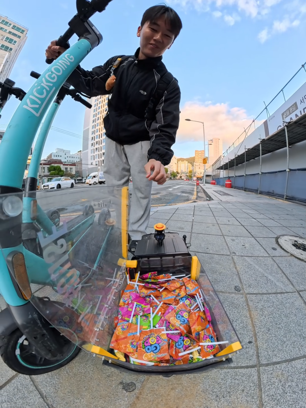 Rc카는 사탕을 싣고💛#틱톡순삭 #웃 #추천 #fyp #giving 