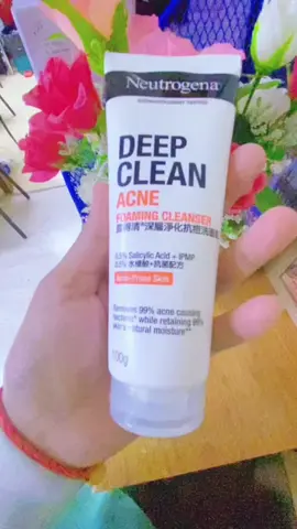 Neutrogena DC Acne FC 150 g นูโทรจีนา ดีพ คลีน แอคเน่ โฟมมิ่ง คลีนเซอร์ 150 กรัม, โฟมล้างหน้า, ลดการเกิดสิวใหม่. #ขายดี #โฟมล้างหน้า #ใช้ดีบอกต่อ 