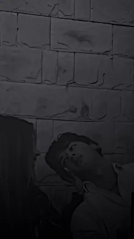 حدي وقفتي ملبكهه 🤷🏻‍♂️.#تصاميم_حمودة #فيديو_ستار #explore #pov 