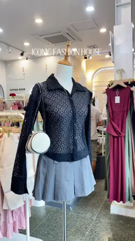 အထာကျမိမိုက်နေဖို့ Sexy lace top နဲ့ Low waist skirt လေး Iconic မှာရနေပြီနော်!🫦#iconicfashionhouse #newarrivals #mandalay #sexytop #fashiontiktok 