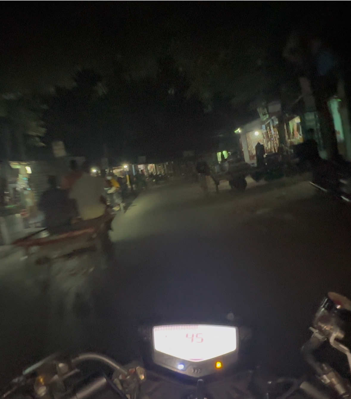 Crazy ride on city 😬 #foryoupage #fyp #viral #biker #4v 