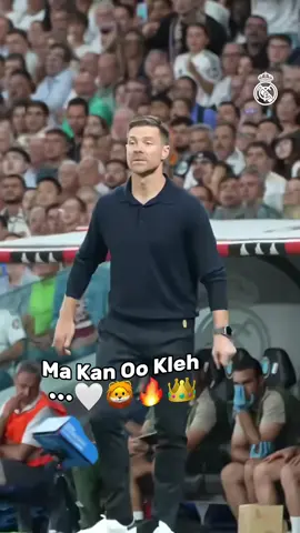 My Crush🫶🏻🤍👑🔏#foryoupage❤️❤️ #fypシ゚ #viwesproblem😌🙏💔 #madridista🤍🤍👑🏆 #cadcadka🏆🤍👑💕💯 